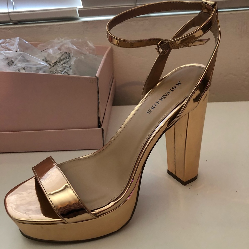 WIDE Rose Gold Platform Sandal